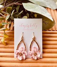 Load image into Gallery viewer, Pink Elaine Floral Dangle