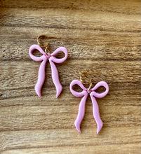 Load image into Gallery viewer, Fem Slim Bow (4 Colors)