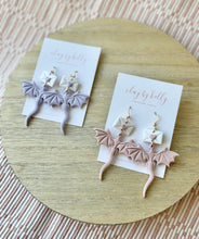 Load image into Gallery viewer, Love Letter Dragons (2 Colors)