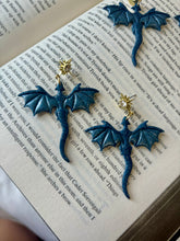 Load image into Gallery viewer, Blue Sparkle Dragon (2 Styles)