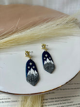 Load image into Gallery viewer, *PRE-ORDER* City of Starlight