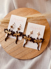 Load image into Gallery viewer, Black & Gold Dragons (2 Styles)