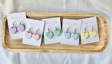 Load image into Gallery viewer, Macaron Hearts (5 Colors)
