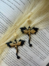 Load image into Gallery viewer, Black & Gold Dragons
