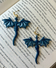 Load image into Gallery viewer, Blue Sparkle Dragon (2 Styles)