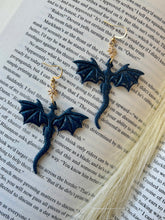 Load image into Gallery viewer, Blue Sparkle Dragon (2 Styles)