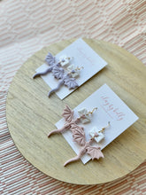 Load image into Gallery viewer, Love Letter Dragons (2 Colors)