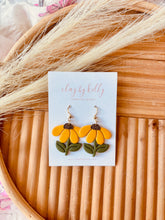 Load image into Gallery viewer, Brown-Eyed Susan Dangle
