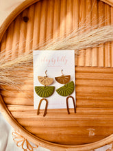 Load image into Gallery viewer, Brittiany Boho Dangle (Olive)
