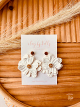 Load image into Gallery viewer, White April Flowers
