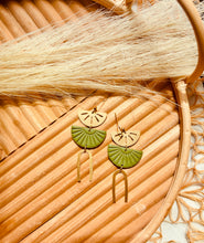 Load image into Gallery viewer, Brittiany Boho Dangle (Olive)
