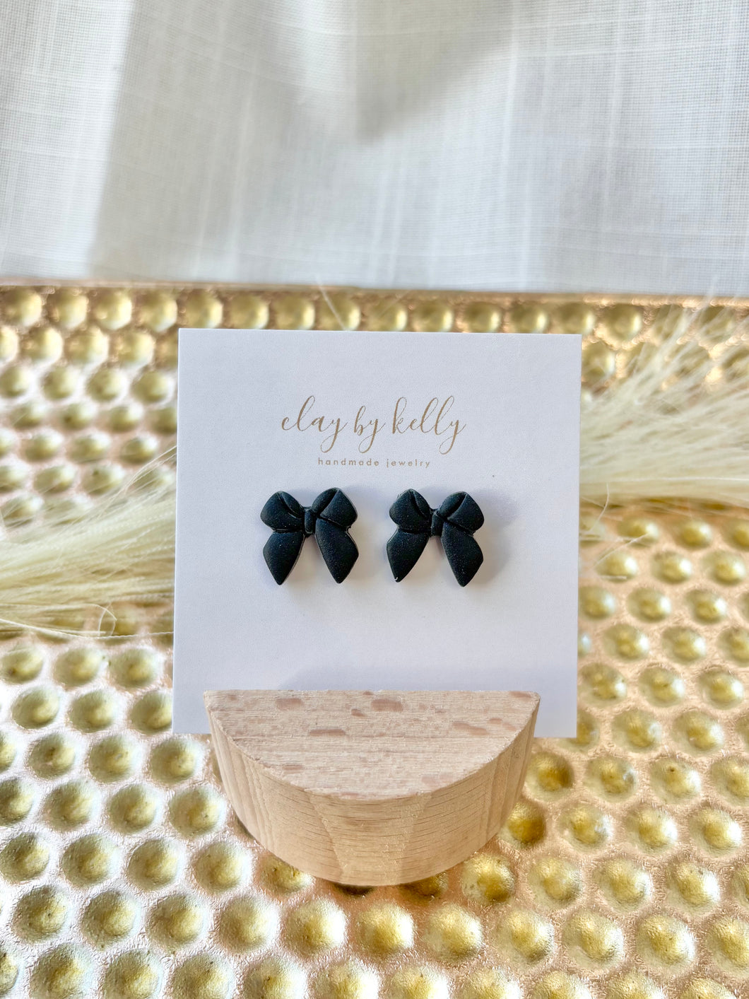 Bow Studs (7 Colors)