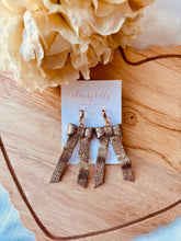 Load image into Gallery viewer, Large Gold Bow Huggie
