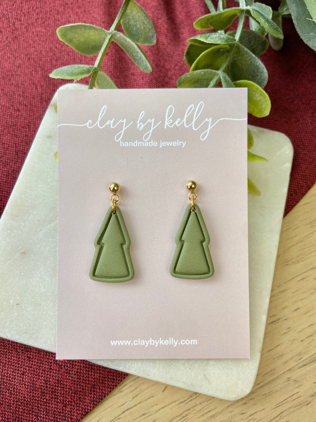 Simple Christmas Tree (3 Styles)